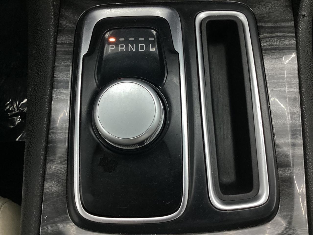 Chrysler 300 Touring RWD 2021