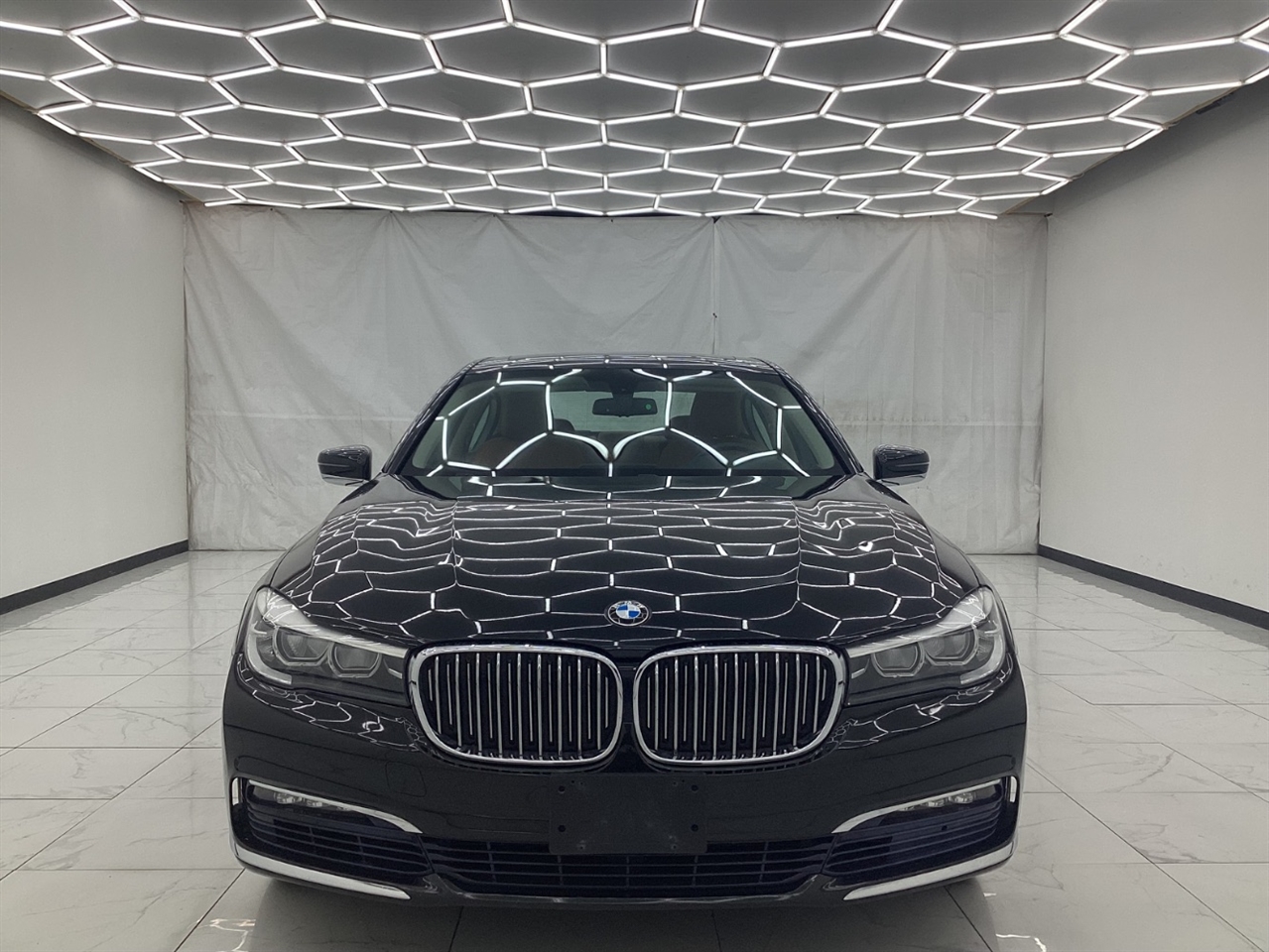 BMW 7 Series 740i xDrive Sedan 2017