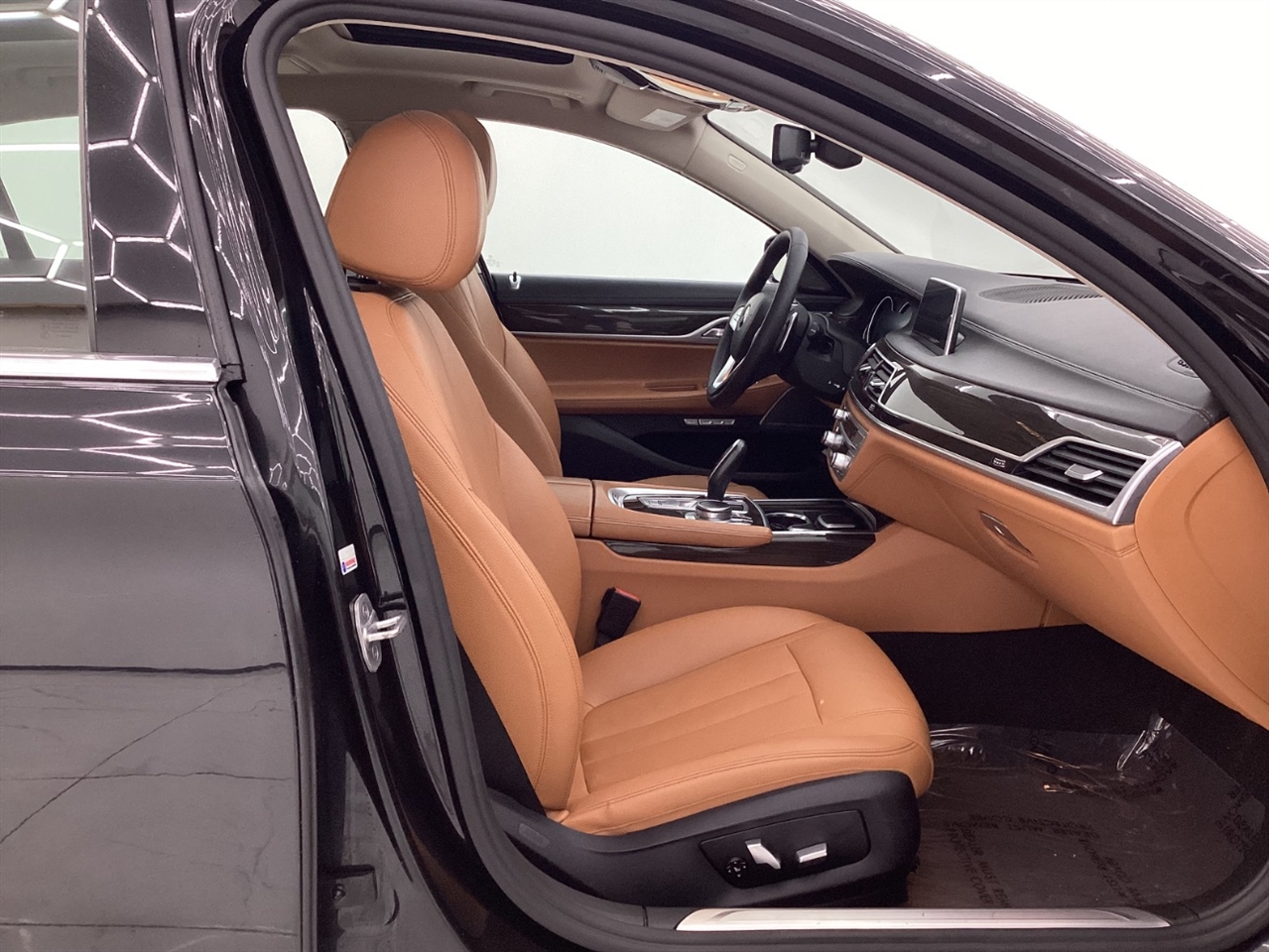 BMW 7 Series 740i xDrive Sedan 2017