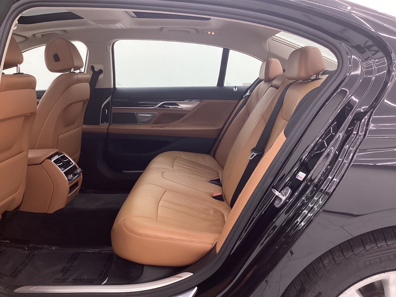 BMW 7 Series 740i xDrive Sedan 2017