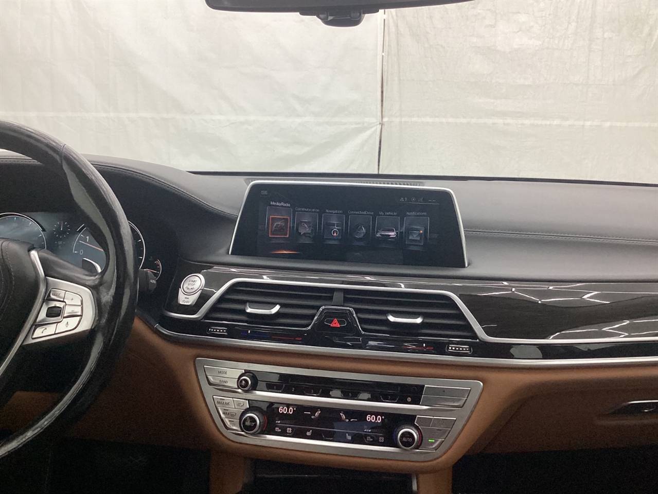 BMW 7 Series 740i xDrive Sedan 2017