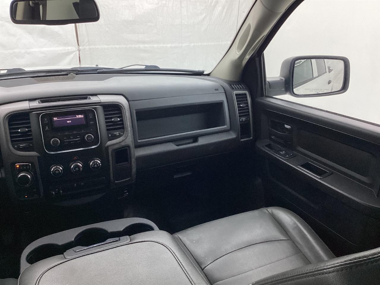 RAM 1500 Tradesman 4x4 Crew Cab 5'7" Box 2018