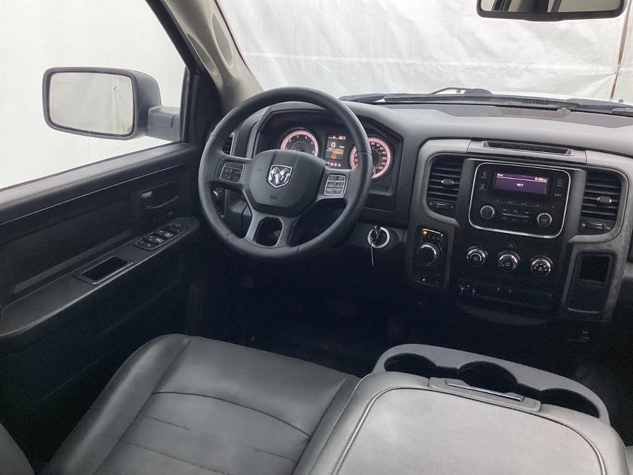 RAM 1500 Tradesman 4x4 Crew Cab 5'7" Box 2018