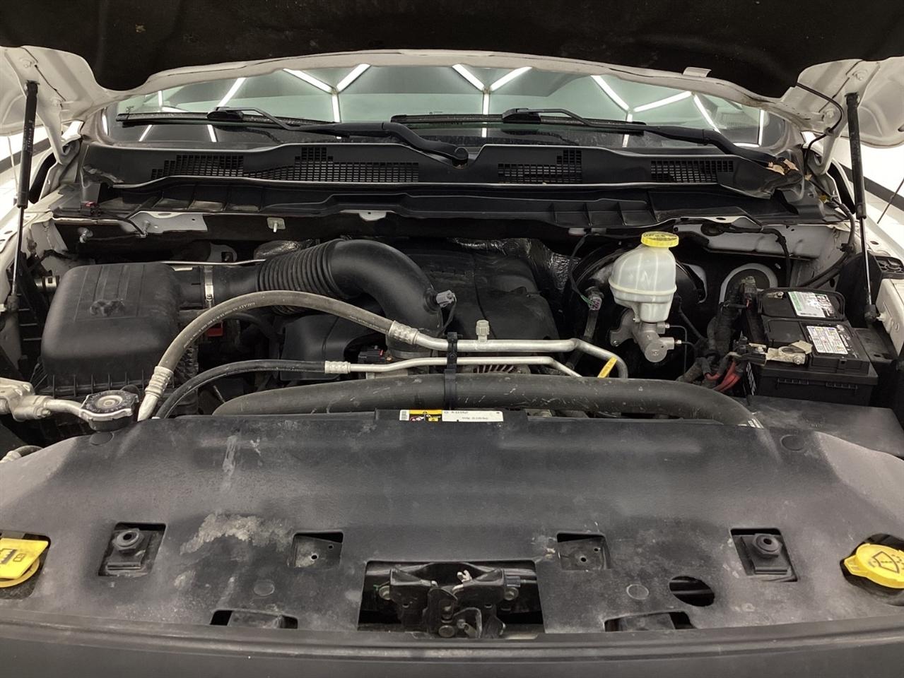 RAM 1500 Tradesman 4x4 Crew Cab 5'7" Box 2018