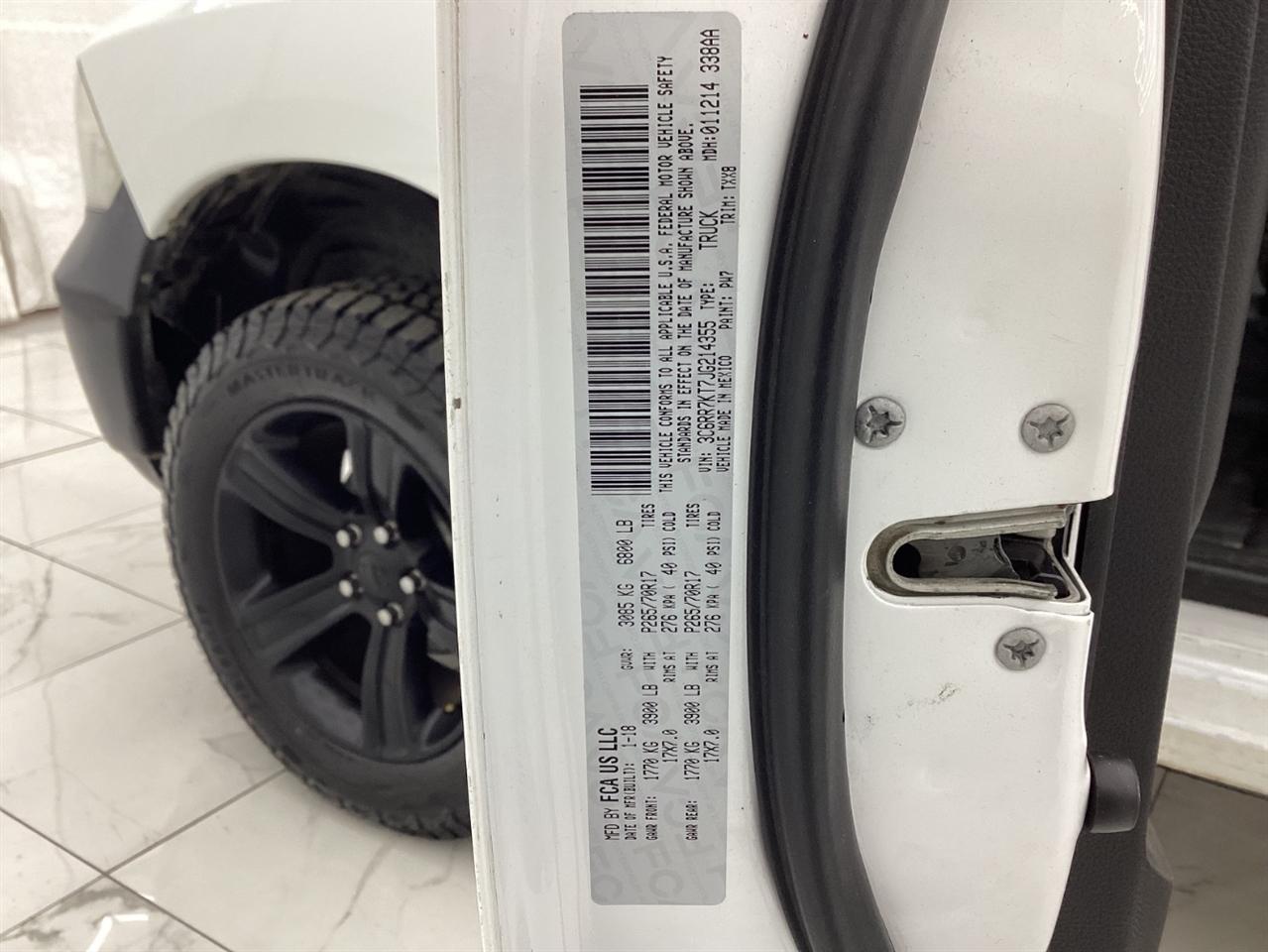 RAM 1500 Tradesman 4x4 Crew Cab 5'7" Box 2018