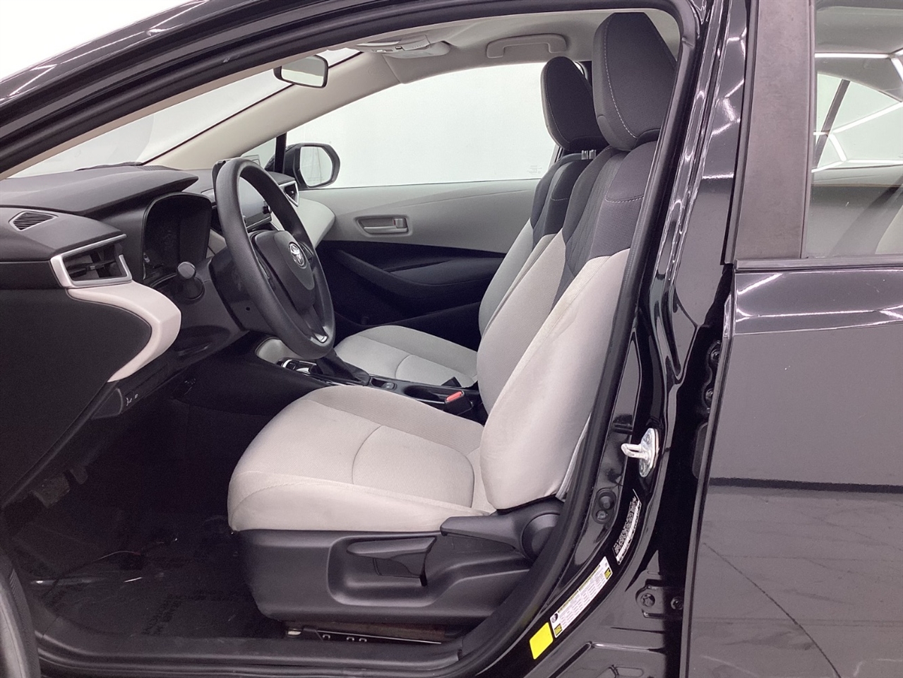 Toyota Corolla LE CVT (Natl) 2022