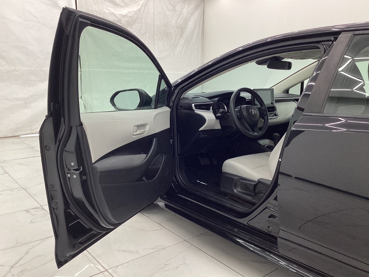 Toyota Corolla LE CVT (Natl) 2022