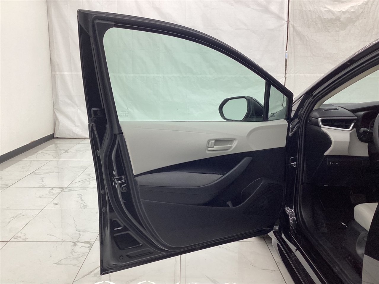 Toyota Corolla LE CVT (Natl) 2022