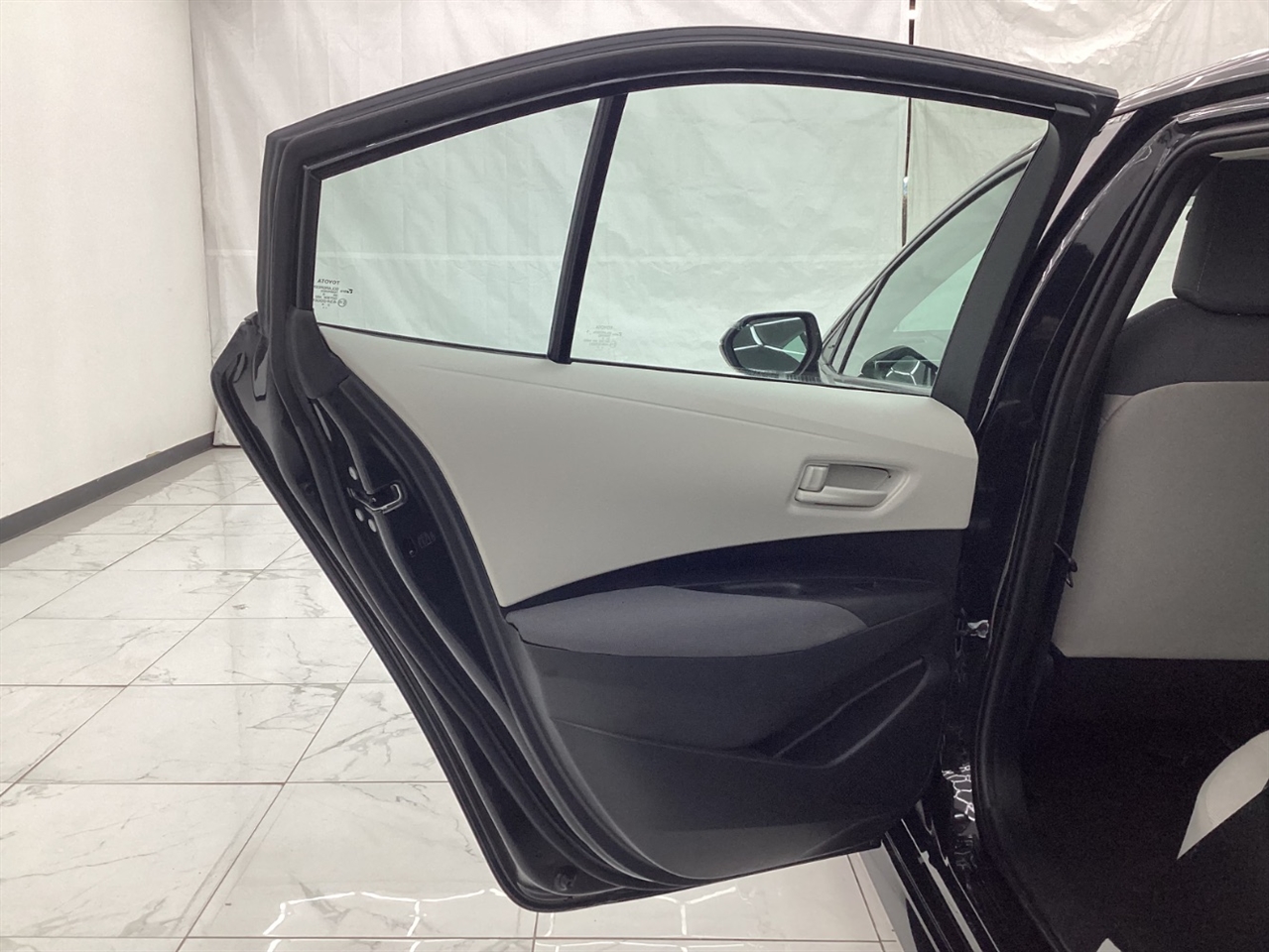 Toyota Corolla LE CVT (Natl) 2022