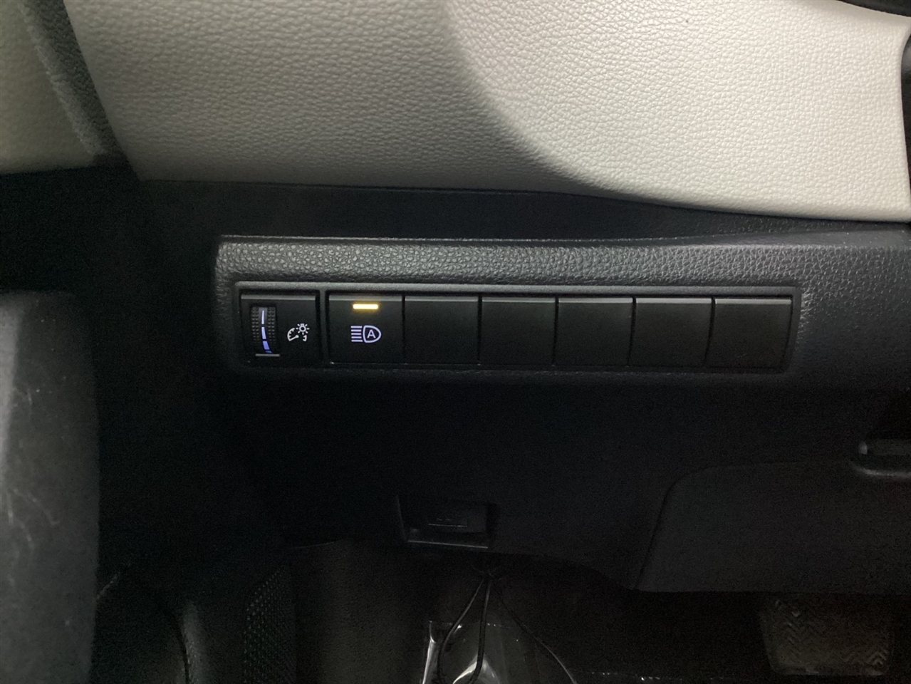 Toyota Corolla LE CVT (Natl) 2022