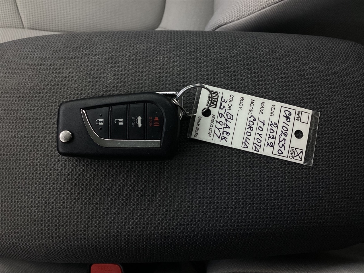 Toyota Corolla LE CVT (Natl) 2022