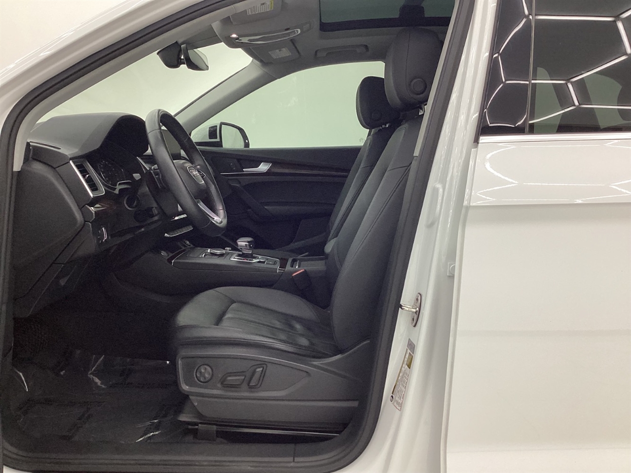 Audi Q5 Titanium Premium 45 TFSI quattro 2020