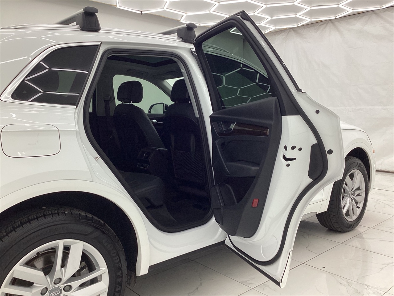 Audi Q5 Titanium Premium 45 TFSI quattro 2020