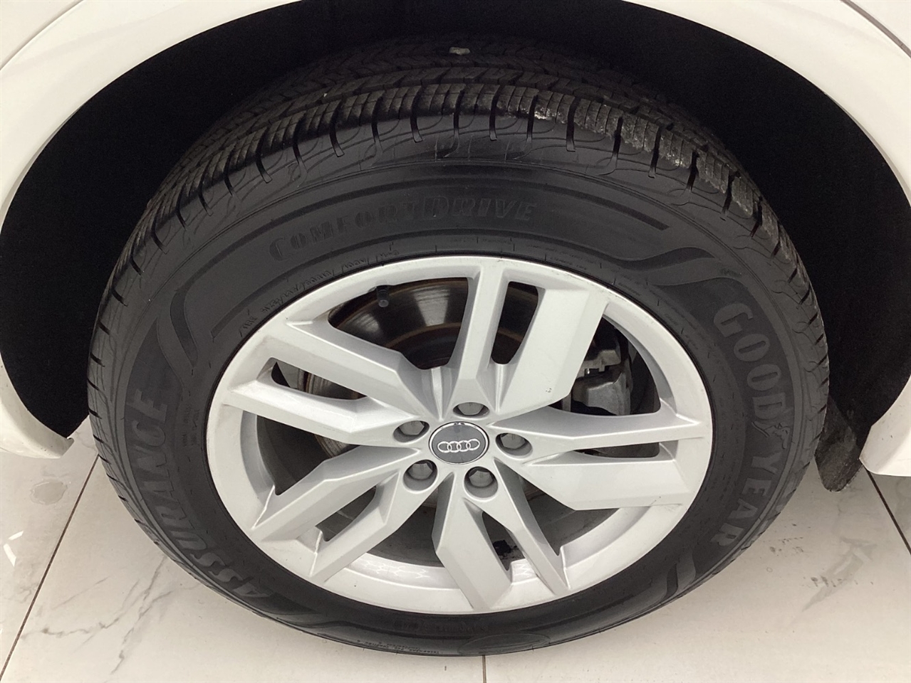 Audi Q5 Titanium Premium 45 TFSI quattro 2020