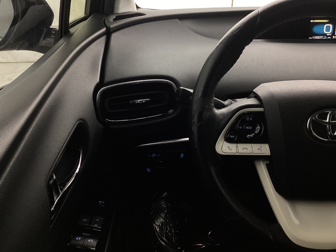 Toyota Prius Prime Advanced (Natl) 2017