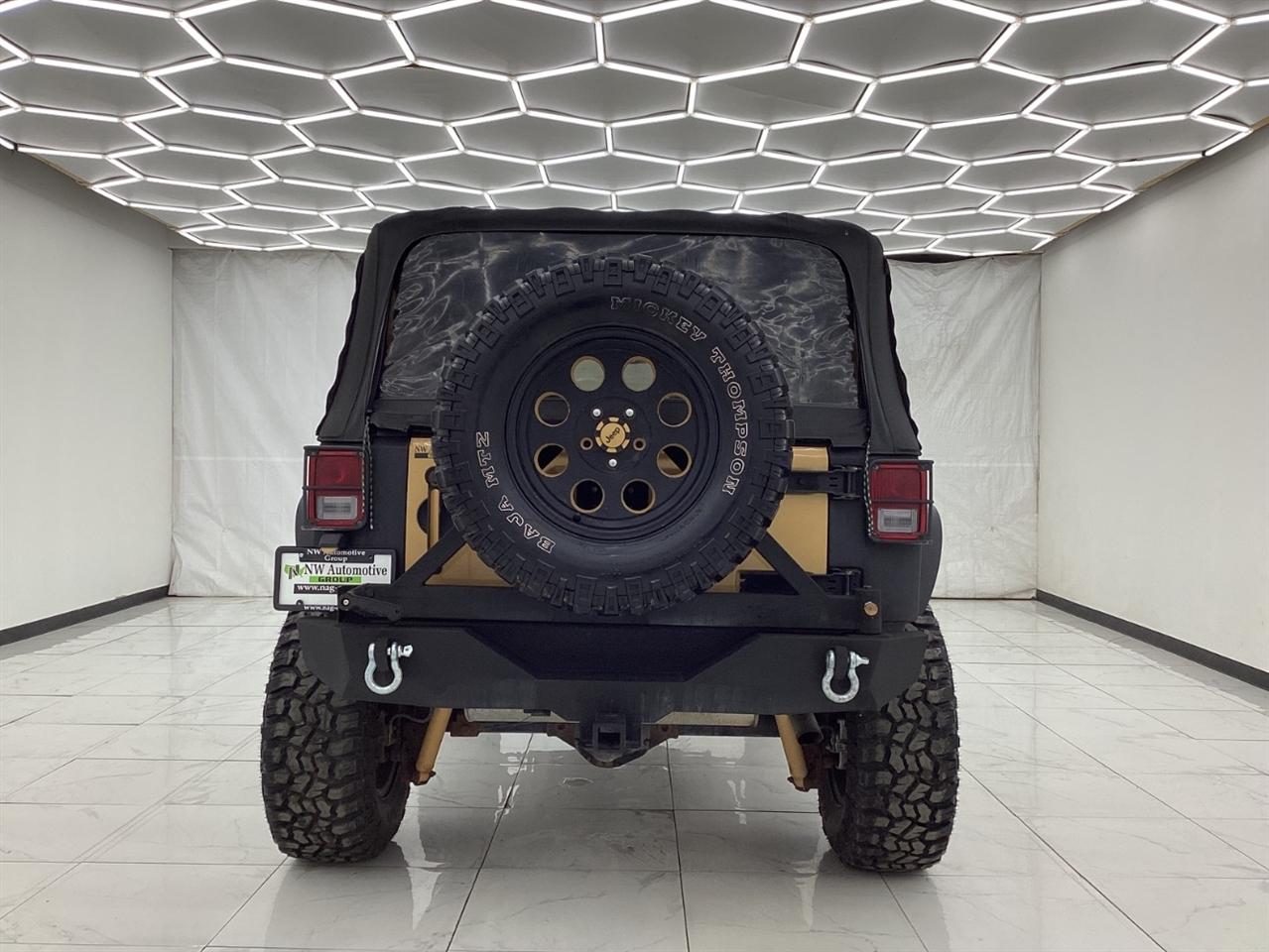 Jeep Wrangler 4WD 2dr Sport 2013