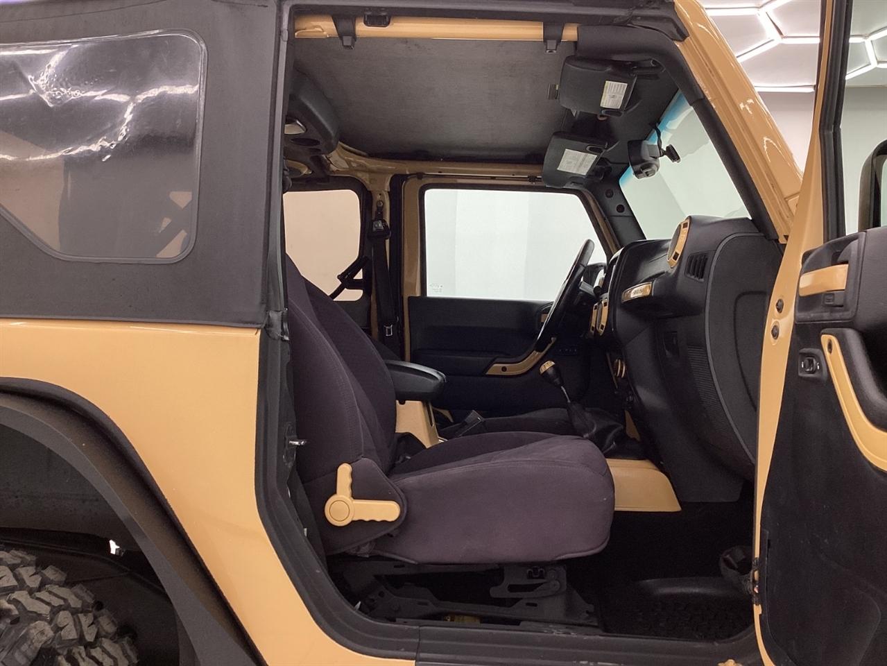 Jeep Wrangler 4WD 2dr Sport 2013