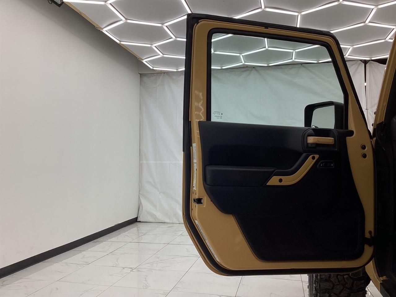 Jeep Wrangler 4WD 2dr Sport 2013