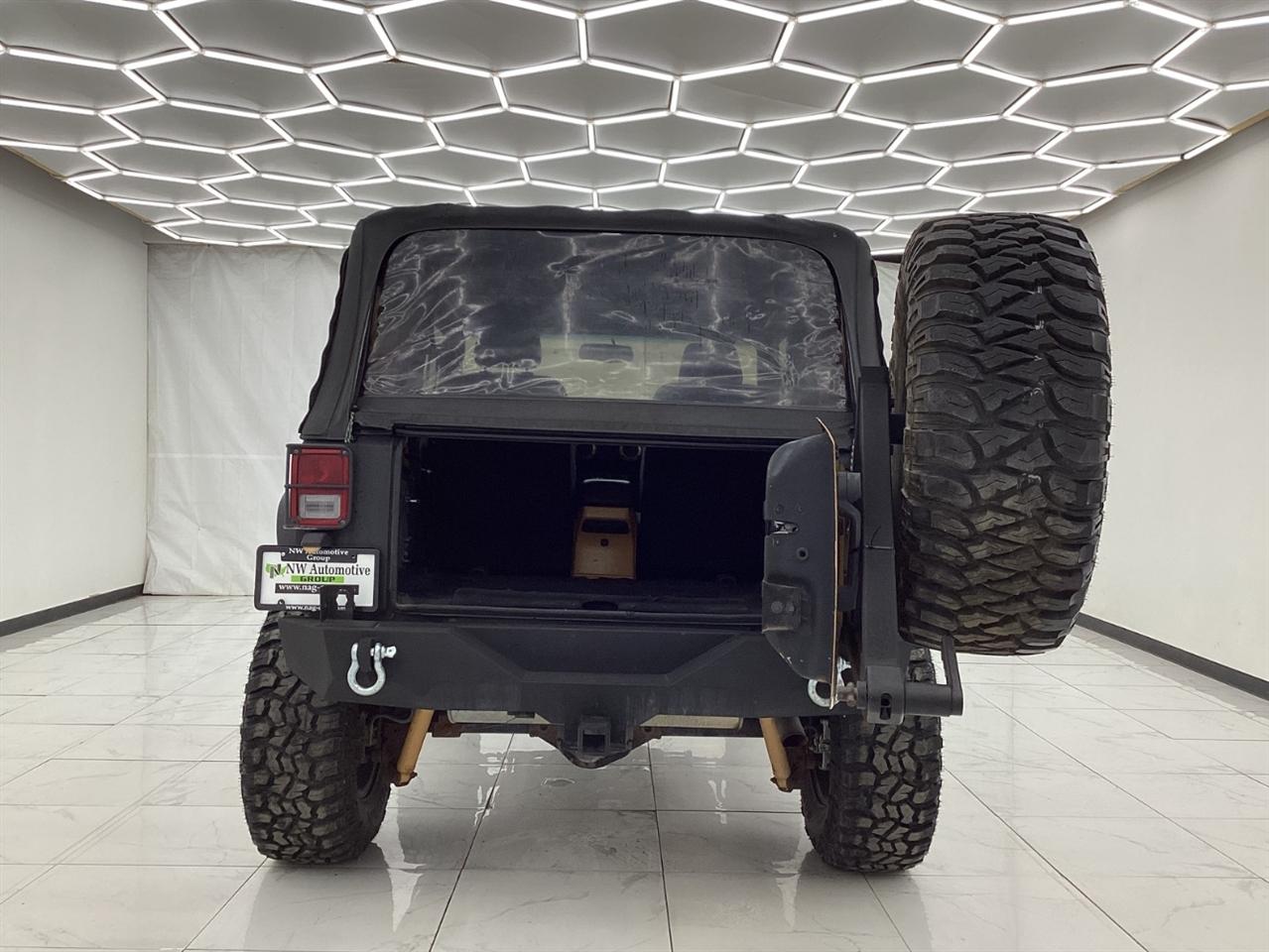 Jeep Wrangler 4WD 2dr Sport 2013