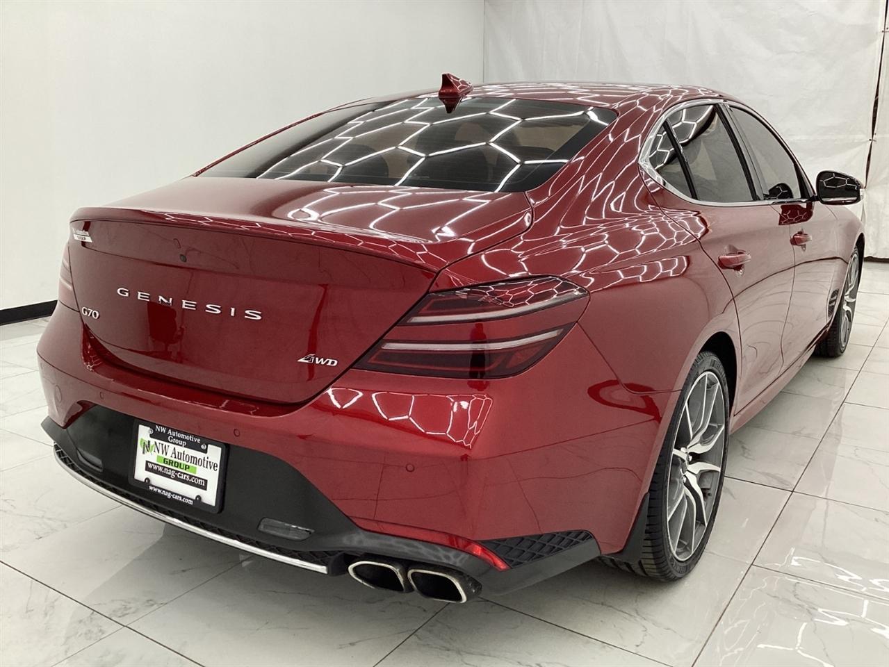 Genesis G70 2.0T AWD 2022