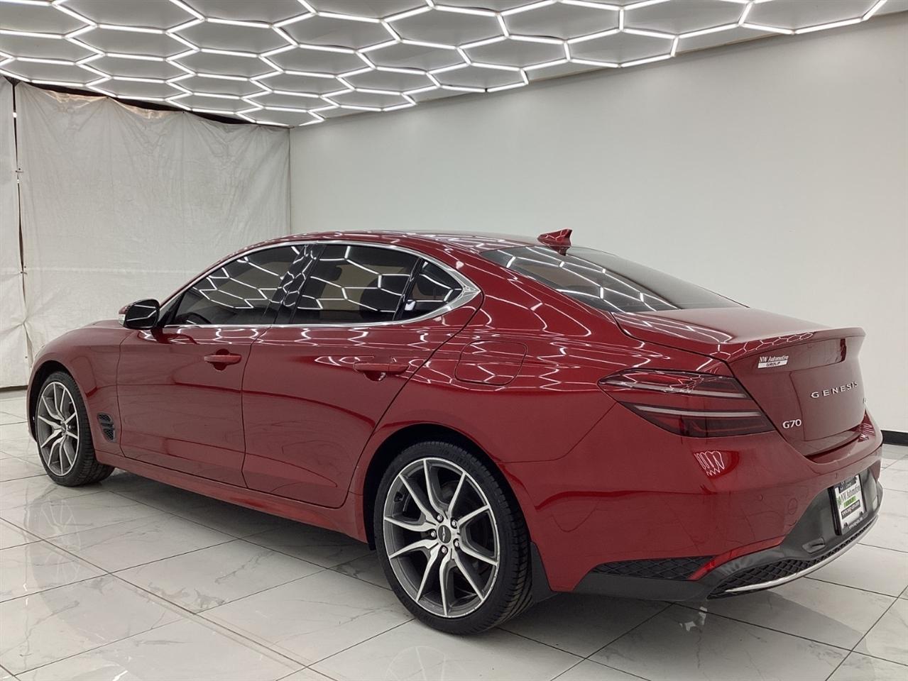Genesis G70 2.0T AWD 2022