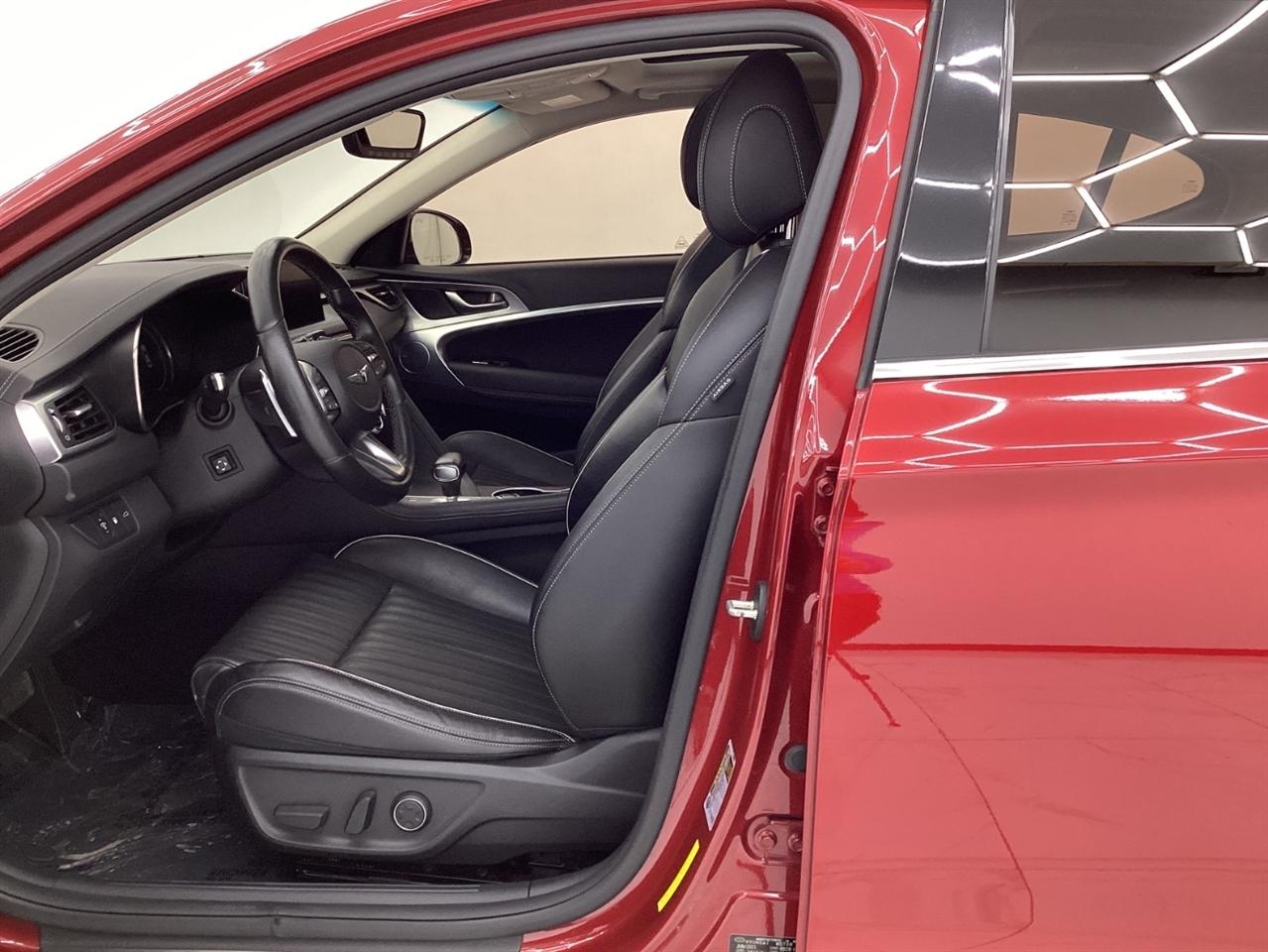 Genesis G70 2.0T AWD 2022