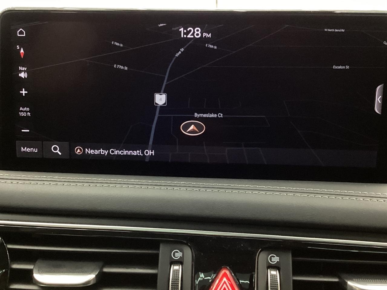 Genesis G70 2.0T AWD 2022