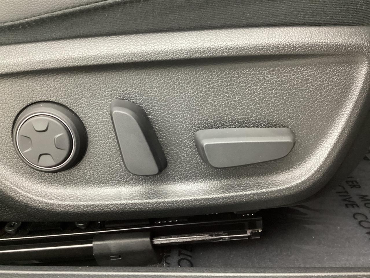 Genesis G70 2.0T AWD 2022