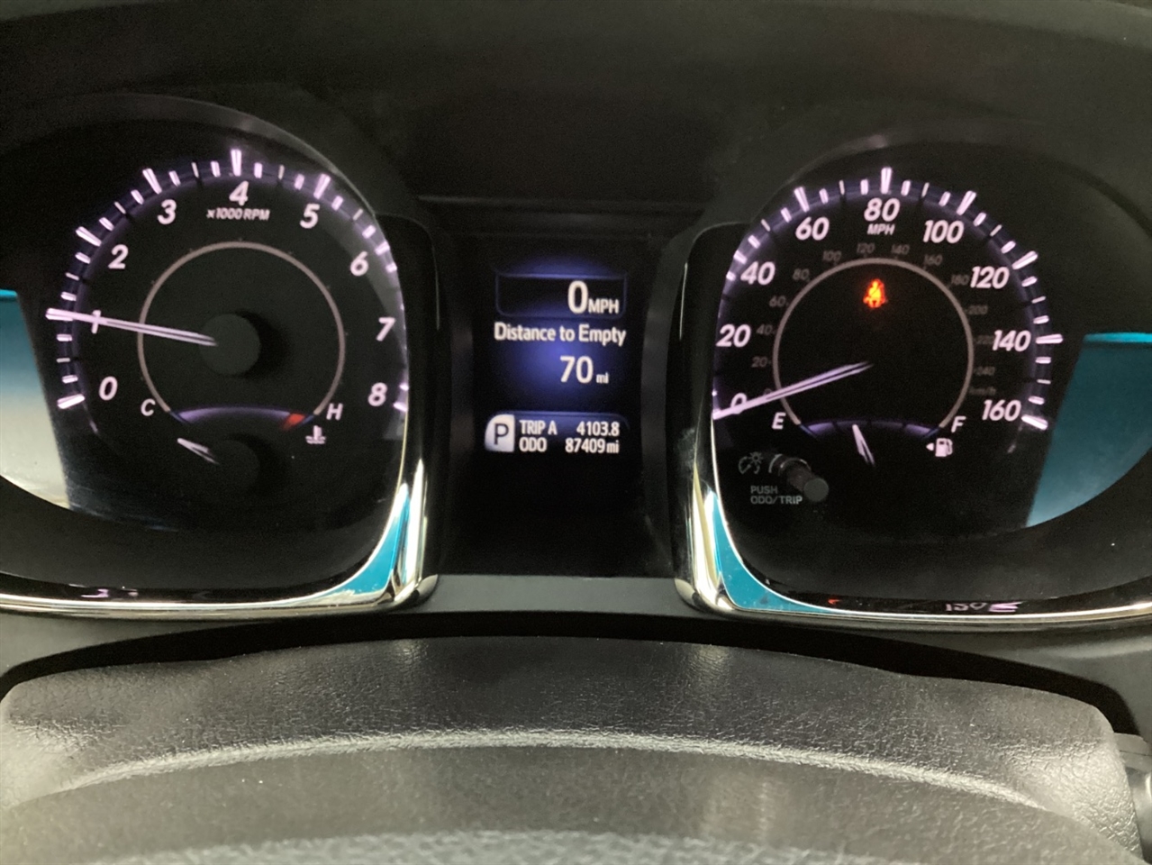 Toyota Avalon 4dr Sdn XLE Premium (Natl) 2013