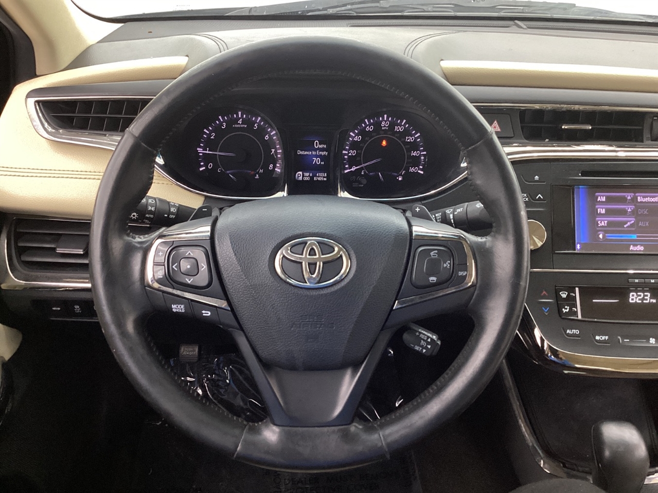 Toyota Avalon 4dr Sdn XLE Premium (Natl) 2013