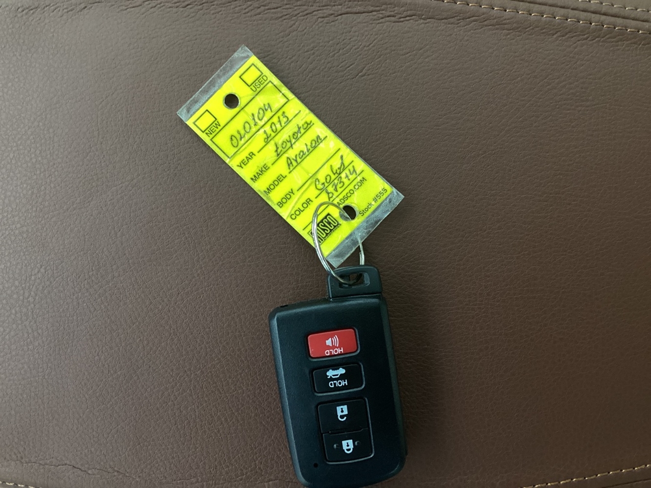 Toyota Avalon 4dr Sdn XLE Premium (Natl) 2013