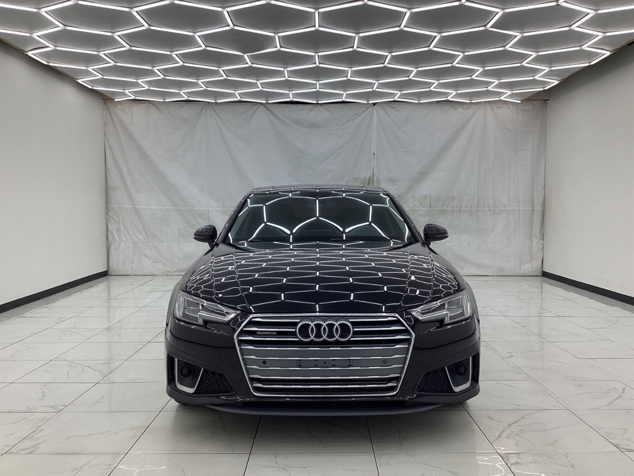 Audi A4 Premium Plus 45 TFSI quattro 2019