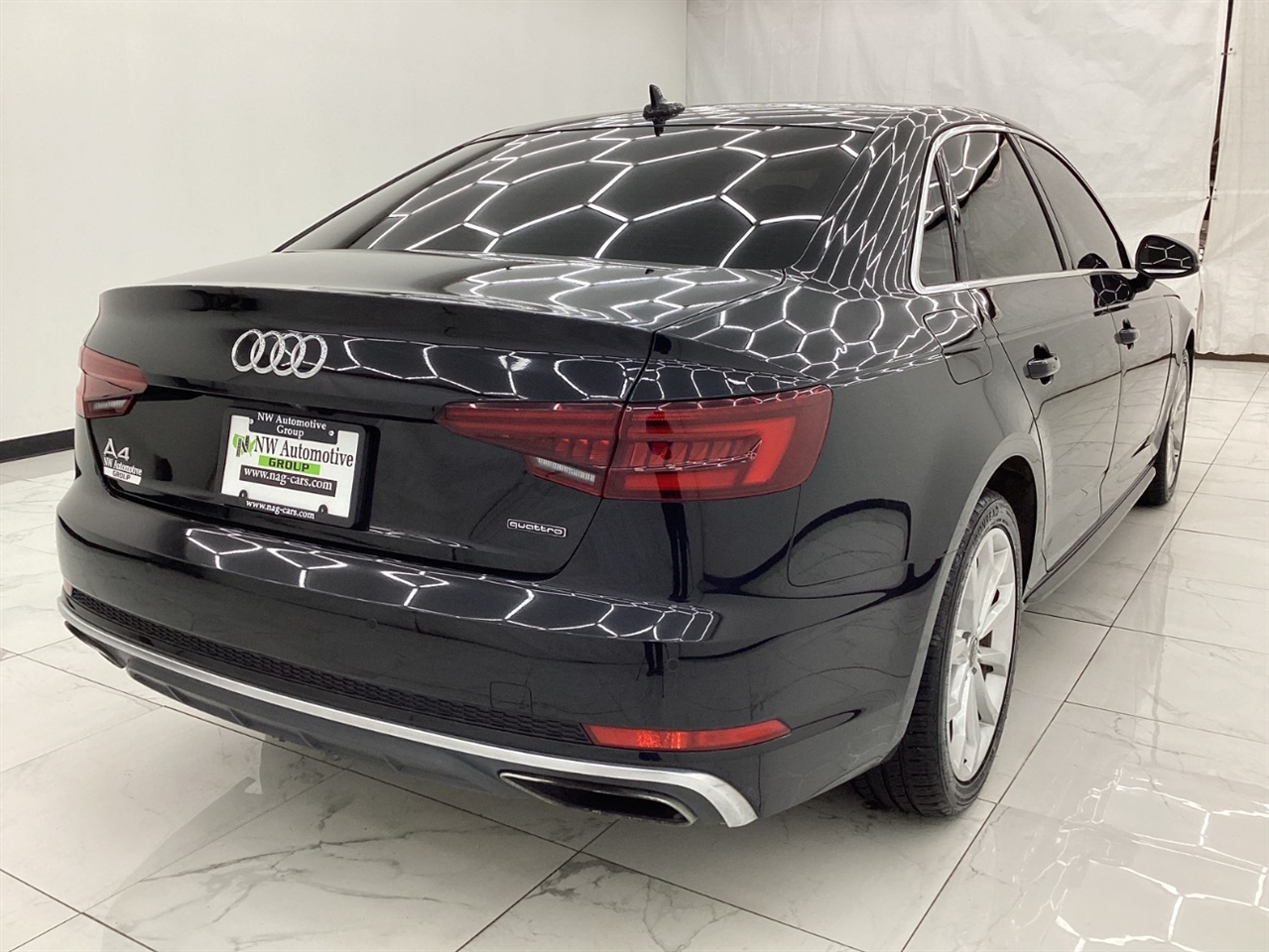 Audi A4 Premium Plus 45 TFSI quattro 2019