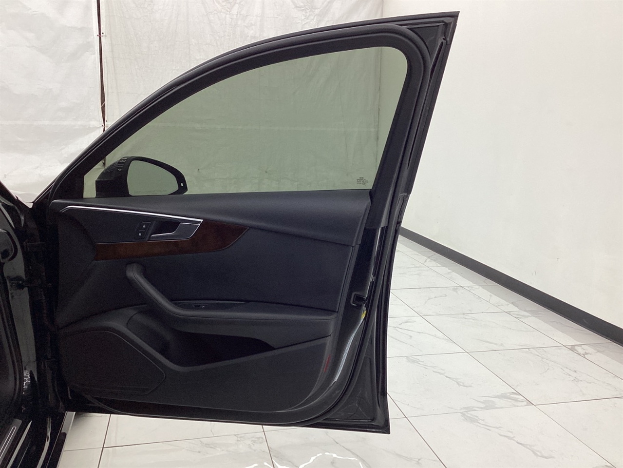 Audi A4 Premium Plus 45 TFSI quattro 2019