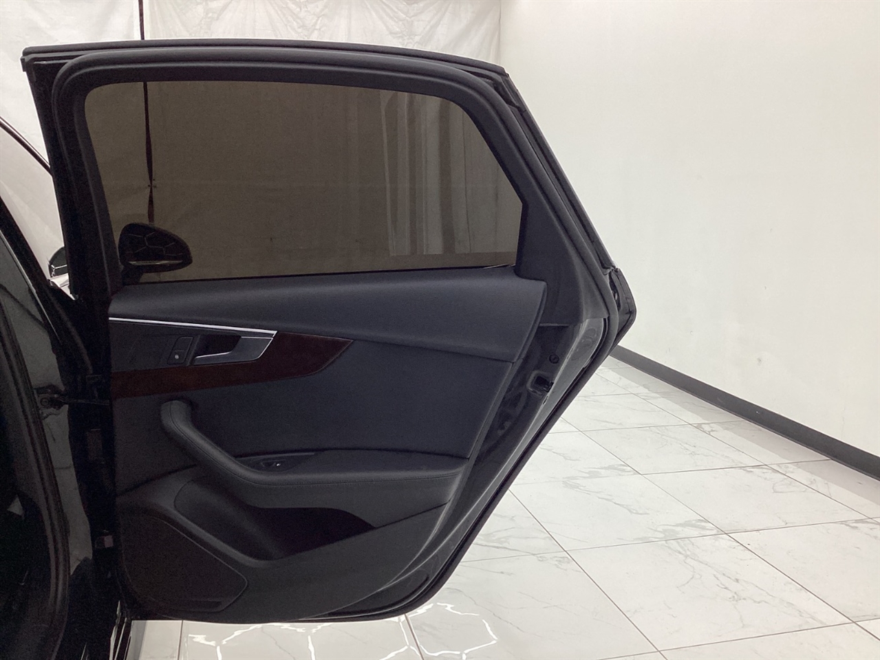 Audi A4 Premium Plus 45 TFSI quattro 2019