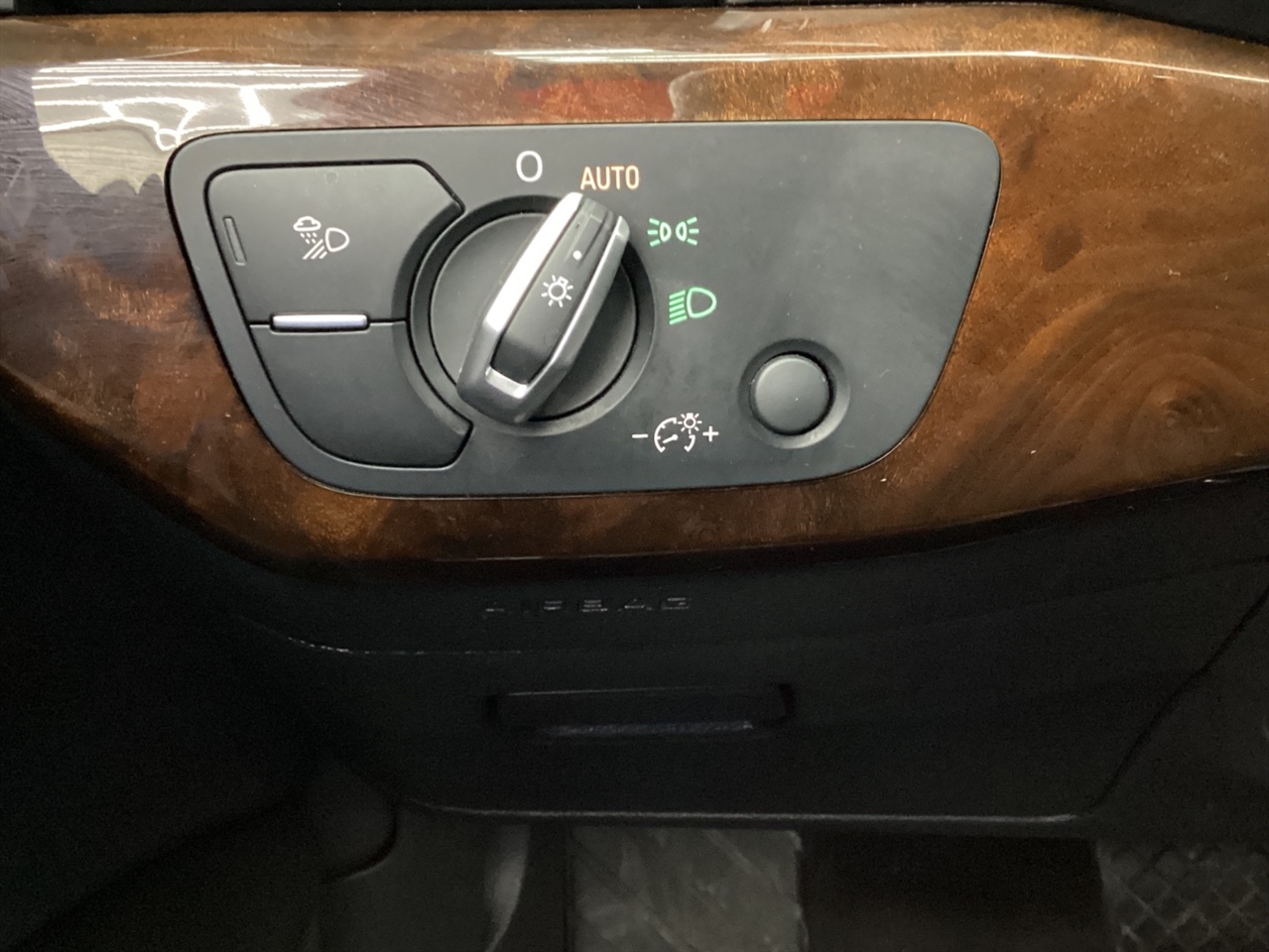 Audi A4 Premium Plus 45 TFSI quattro 2019