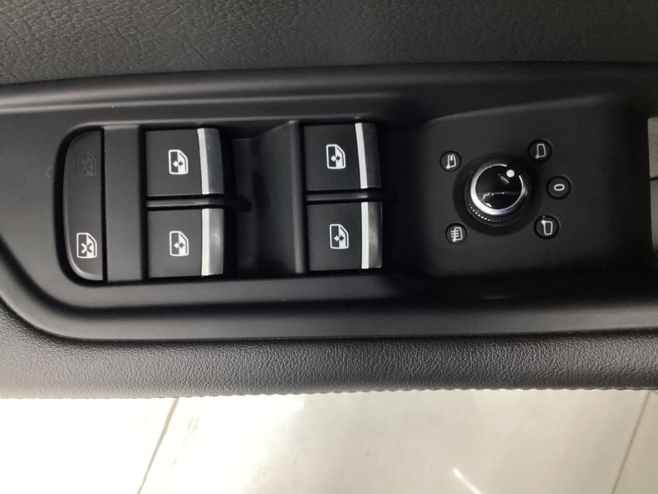 Audi A4 Premium Plus 45 TFSI quattro 2019