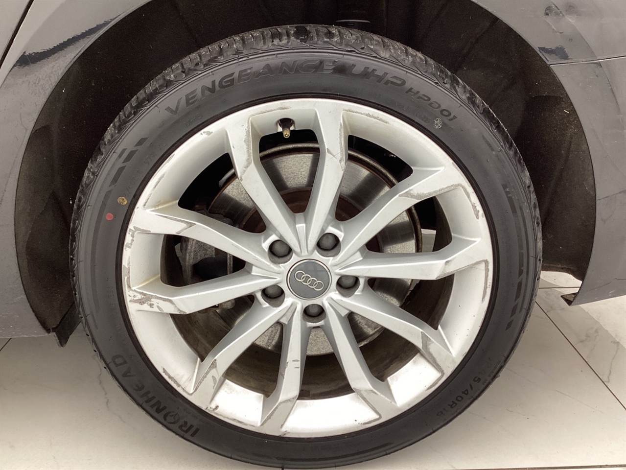 Audi A4 Premium Plus 45 TFSI quattro 2019