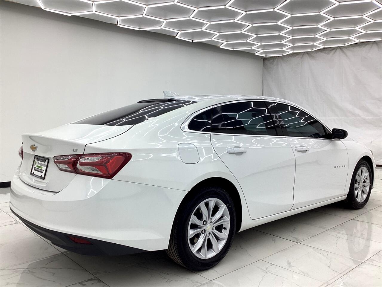 Chevrolet Malibu 4dr Sdn LT 2021