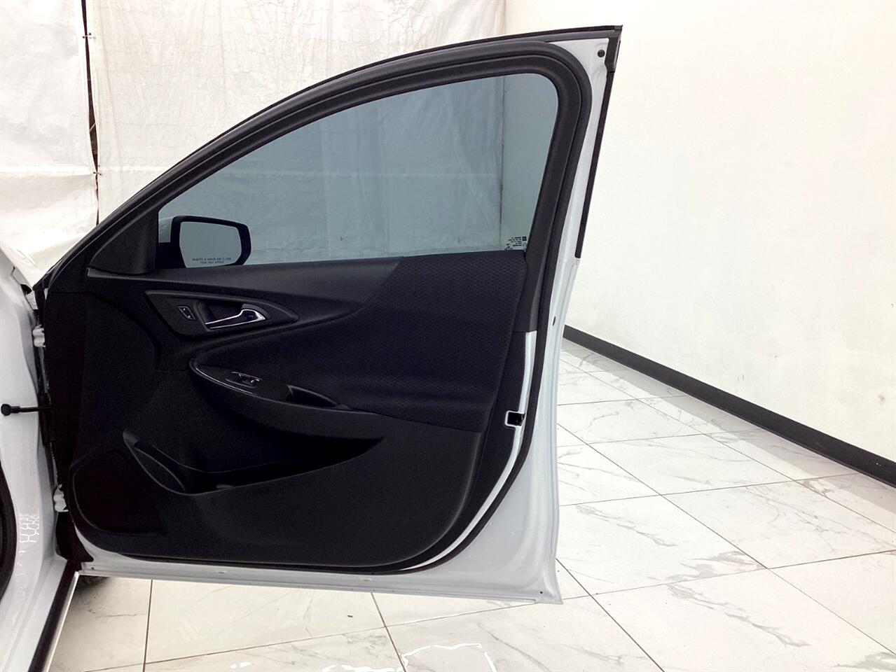 Chevrolet Malibu 4dr Sdn LT 2021