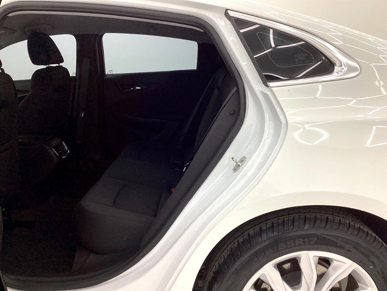 Chevrolet Malibu 4dr Sdn LT 2021