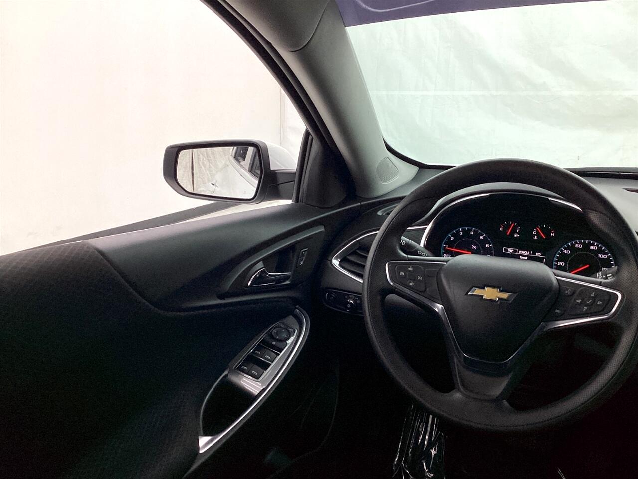 Chevrolet Malibu 4dr Sdn LT 2021