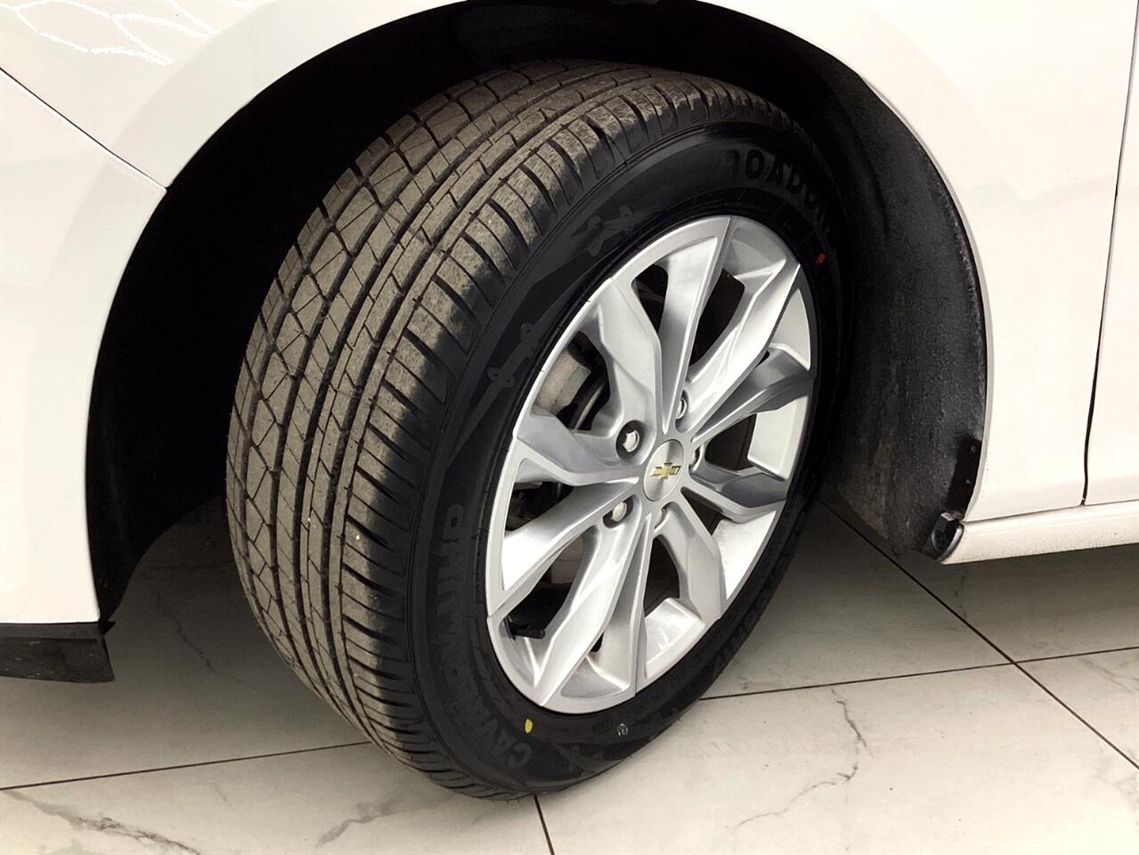 Chevrolet Malibu 4dr Sdn LT 2021