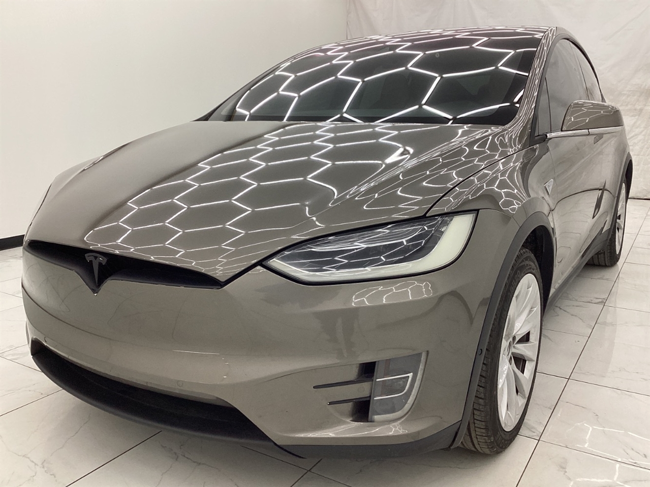2016 Tesla Model X P90D's photo
