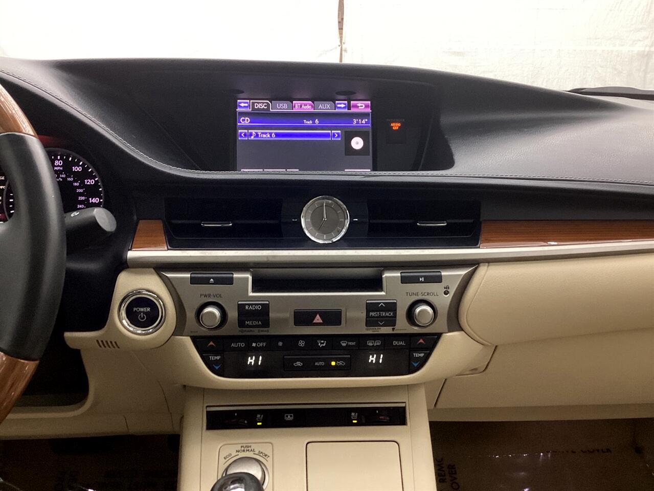 Lexus ES 300h 4dr Sdn Hybrid 2013