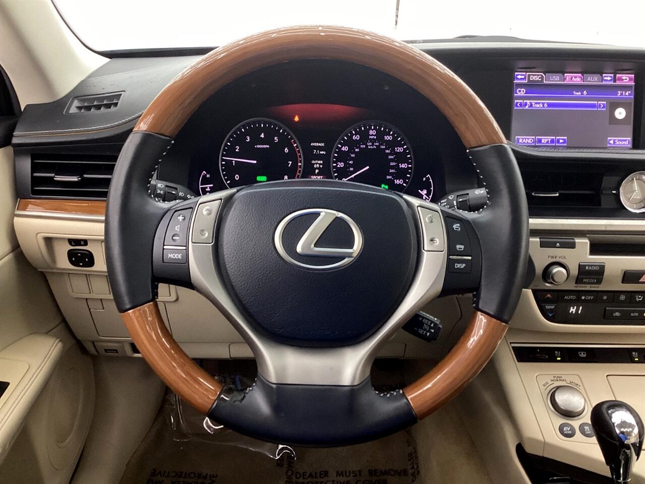 Lexus ES 300h 4dr Sdn Hybrid 2013