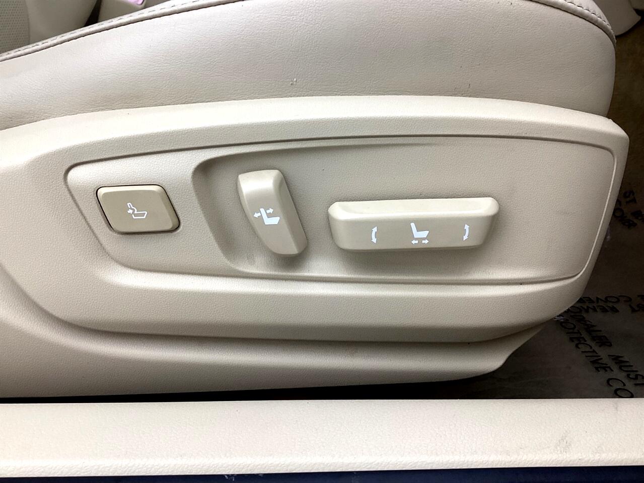 Lexus ES 300h 4dr Sdn Hybrid 2013