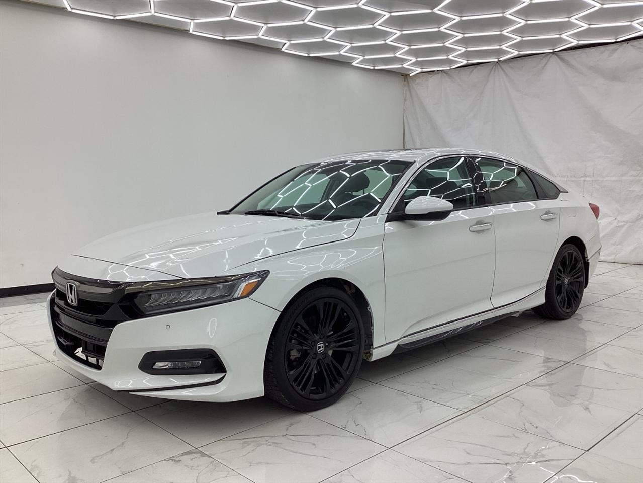 Honda Accord Touring 2.0T Auto 2018