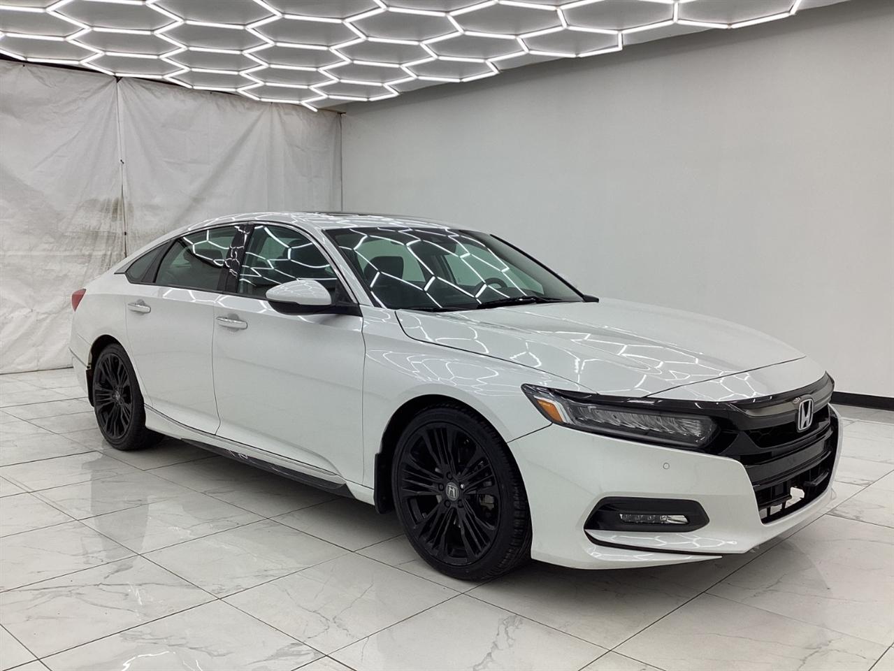 Honda Accord Touring 2.0T Auto 2018