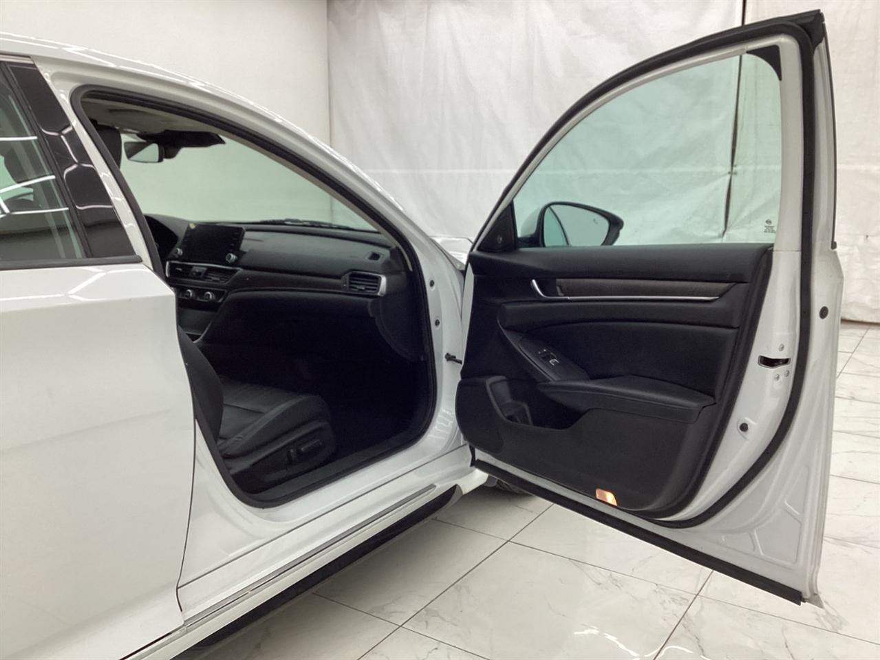 Honda Accord Touring 2.0T Auto 2018